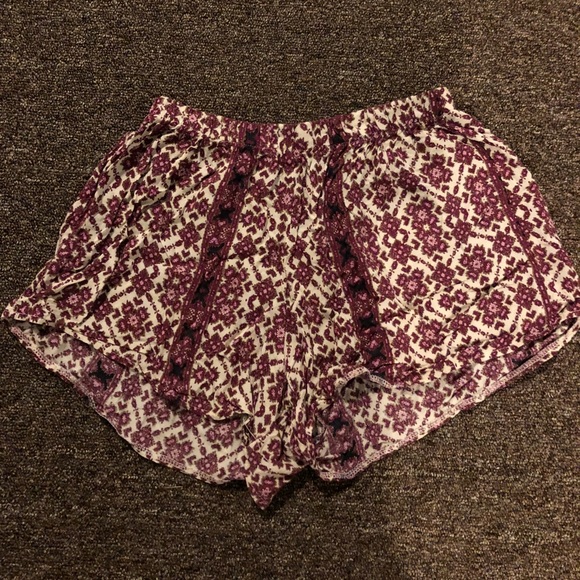 Brandy Melville shorts - Picture 1 of 2